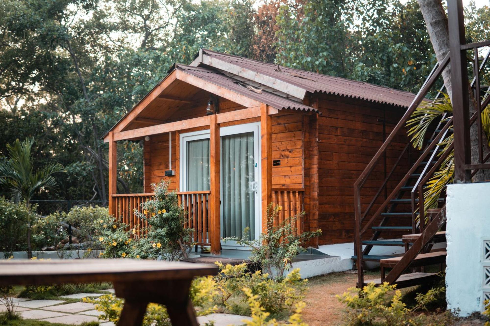 Tranquill Riverside Luxury Cottages With Bathtub, Candolim Exterior foto